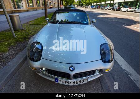 BMW Replica Z8 Convertibile, targhe cambiate, Monaco, Baviera alta, Baviera, Germania Foto Stock