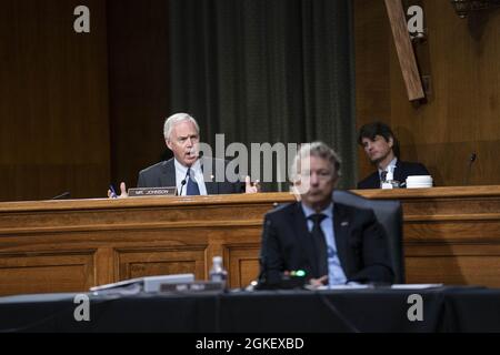 Il senatore Ron Johnson, R-WI, interroga il Segretario di Stato Antony Blinken durante un'audizione della commissione per le relazioni esterne del Senato sul ritiro degli Stati Uniti dall'Afghanistan a Capitol Hill a Washington, DC, martedì 14 settembre 2021. Foto di Sarah Silbiger/UPI Foto Stock