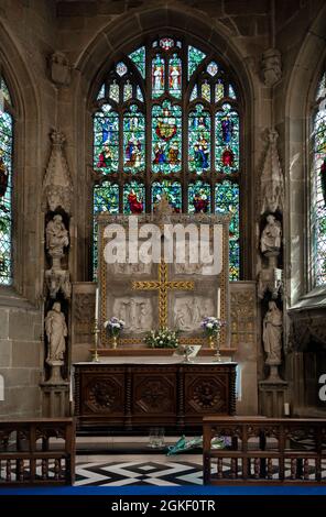 St Giles Church, è la chiesa parrocchiale di Wrexham, Galles. A Grade i elencato building.The tomba di Elihu Yale, benefattore di Yale University si trova. Foto Stock