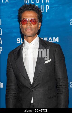 Toronto, Canada. 13 settembre 2021. Eric Benet partecipa al ricevimento Liquid Media Splash party al Toronto International Film Festival.Liquid Media Group è un'azienda di soluzioni aziendali che consente ai creatori indipendenti di IP di confezionare, finanziare, distribuire e monetizzare la loro IP video professionale a livello globale. Credit: SOPA Images Limited/Alamy Live News Foto Stock