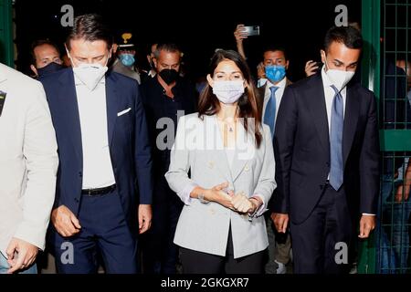 Roma, Italia. 14 settembre 2021. L'ex Premier Giuseppe Conte, il sindaco di Roma Virginia Raggi e il ministro degli Esteri Luigi di Maio in un sobborgo nella parte orientale di Roma durante la campagna elettorale per il sindaco di Roma. Roma, 14 settembre 2021 Foto Samantha Zucchi Insidefoto Credit: Ininsidefoto srl/Alamy Live News Foto Stock