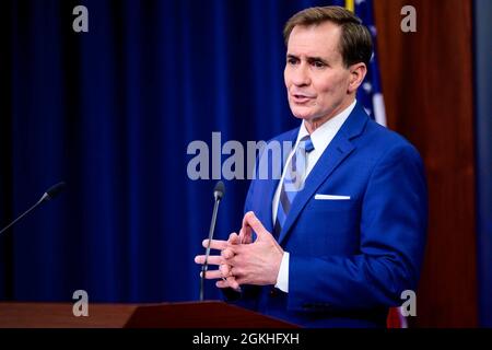 Il Segretario alla stampa del Pentagono John F. Kirby tiene un briefing stampa, il Pentagono, Washington, D.C., aprile 23, 2021. Foto Stock
