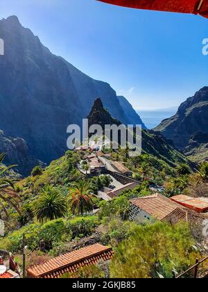 Splendida vista sul villaggio di Masca a Tenerife, Spagna. Foto Stock