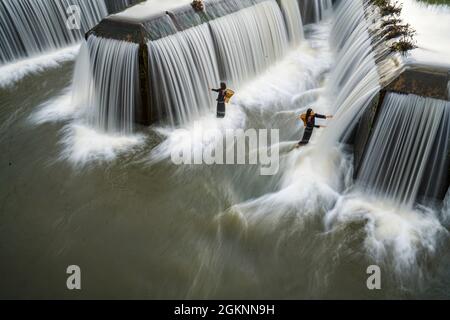 Bel damn nella provincia di Dak Nong nel Vietnam centrale Foto Stock