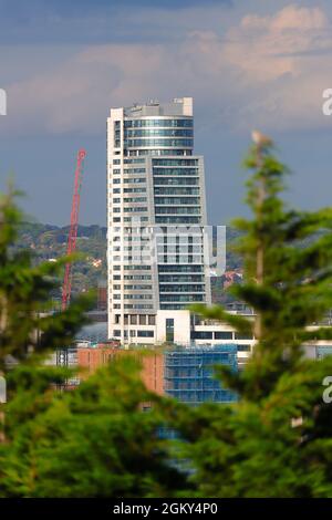 Bridgewater Place edificio nel centro di Leeds e soprannominato 'il Dalek' per la sua forma che assomiglia a quella di un robot nemico Dr Who. Foto Stock