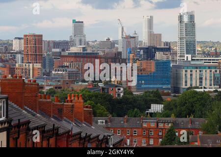 Vista sul centro di Leeds da Beeston Foto Stock