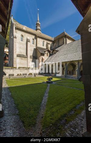 FRANCIA HAUTE-SAVOIE (74) ABONDANCE, CHIESA DELL'ABBAZIA DI CLOITRE, MASSICCIO DI CHABLAIS, CHIESA E CLOITRE, CHABLAIS Foto Stock