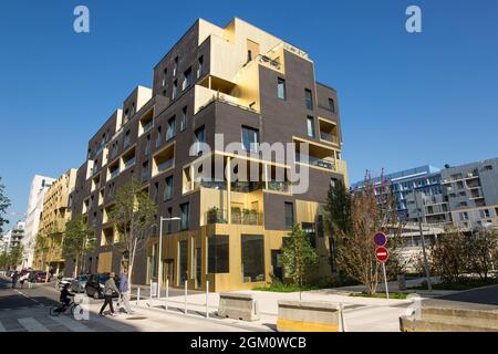 FRANCIA HAUT-DE-SEINE (92100) BOULOGNE-BILLANCOURT, LA ZONA TRAPEZIO (ZONA ECOLOGICA), EDIFICIO DI APPARTAMENTI Foto Stock