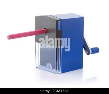 Affilatore a matita rotante in plastica blu isolato su bianco Foto Stock