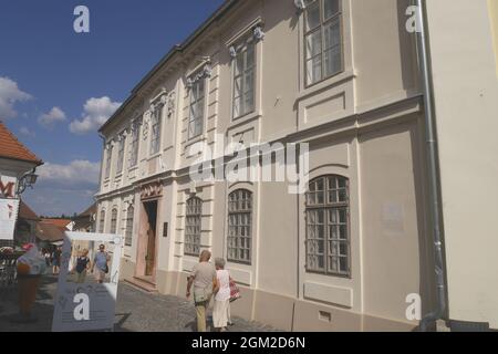 Il Museo Ecclesiastico serbo (Szerb Egeghasi Muzeum), Fo ter, Szentendre, vicino Budapest, Ungheria Foto Stock