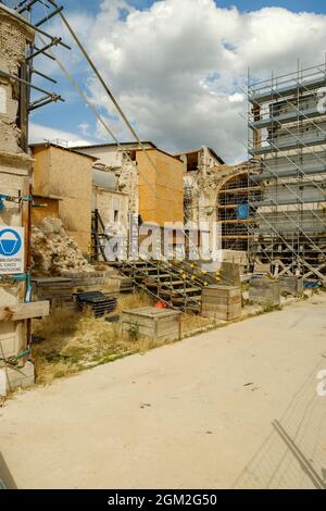 La chiesa di San Benedetto a Norcia, distrutta in un terremoto del 30 ottobre 2016., Umbria, Italia Foto Stock