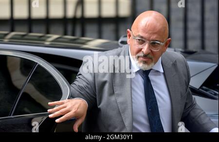 Nadhim Zahawi MP (con: Stratford-on-Avon) arriva a Downing Street durante un rimpasto del gabinetto in cui è stato nominato Segretario di Stato per l'Educazione Foto Stock