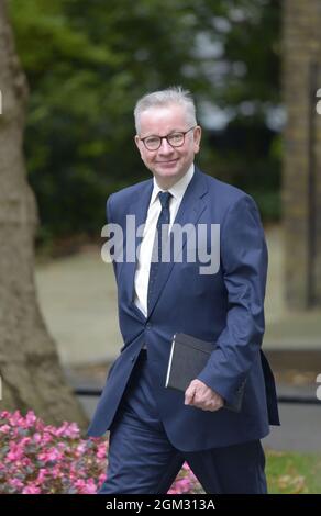 Michael Gove MP (con: Surrey Heath) arrivando a Downing Street il giorno in cui è stato nominato Segretario di Stato per l'alloggio, le Comunità e il Gover locale Foto Stock