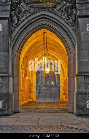 Campbell Hall Princeton University - una vista sulla Collegiata illuminata stile gotico architettura di Campbell Hall. La sala è stata un dono della Foto Stock