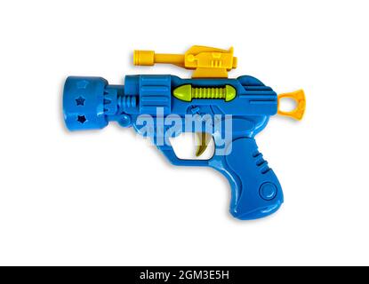 Blue watergun isolato su sfondo bianco Foto Stock