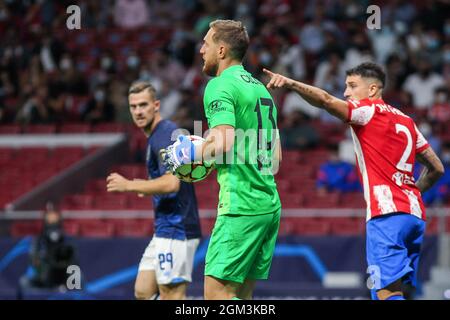 Madrid, Spagna. 15 settembre 2021. Jan Oblak di Atletico de Madrid in azione durante la UEFA Champions League, Gruppo B, partita di calcio disputata tra Atletico de Madrid e FC Porto allo stadio di Wanda Metropolitano il 15 settembre 2021, a Madrid, Spagna credito: Agenzia fotografica indipendente/Alamy Live News Foto Stock