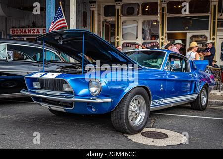 Virginia City, NV - 30 luglio 2021: 1968 Ford Shelby Cobra Mustang GT500 Fastback ad una mostra di auto locale. Foto Stock