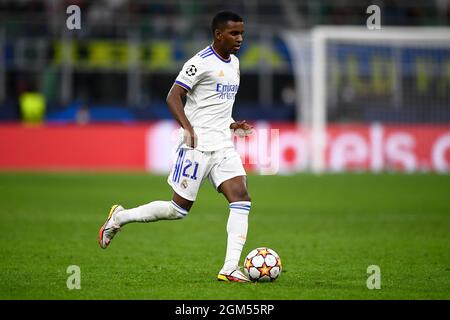 Milano, Italia. 15 settembre 2021. Rodrygo Silva de fa parte del Real Madrid CF in azione durante la partita di calcio UEFA Champions League tra FC Internazionale e Real Madrid CF. Credit: Nicolò campo/Alamy Live News Foto Stock