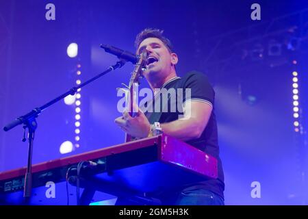 Isola di Wight, Regno Unito. 16 settembre 2021. Scouting for Girls in concerto dal vivo sul palco all'Isle of Wight Festival, Newport, IOW Credit: Dawn Fletcher-Park/Alamy Live News Foto Stock