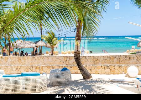 Acque cristalline della spiaggia di Punta Cana, Repubblica Dominicana. Foto Stock