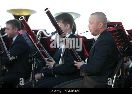 Non esclusiva: KYIV, UCRAINA - 15 SETTEMBRE 2021 - membri dell'orchestra si esibisce durante l'apertura dell'Indipendenza è me. Indipendenza è noi Foto Stock