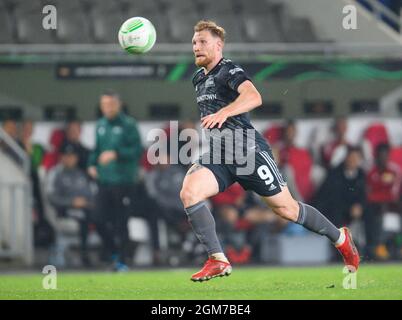 Prag, Repubblica Ceca. 16 settembre 2021. Calcio: UEFA Europa Conference League, Slavia Praga - 1. FC Union Berlin, Group Stage, Group e, Matchday 1, Eden Arena. Andreas Voglsammer di Berlino gioca la palla. Credit: Robert Michael/dpa-Zentralbild/dpa/Alamy Live News Foto Stock