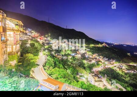 TAIPEI, Taiwan - 30 Aprile 2017: Jiufen villaggio un villaggio di montagna di Taipei che è famosa per la teahouse on April 30, 2017 in Taipei, Taiwan Foto Stock