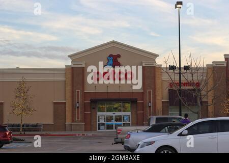 Tyler, Texas - 15 febbraio 2019: Petco PET Store situato nel Cumberland Shopping Center a Tyler, Texas Foto Stock