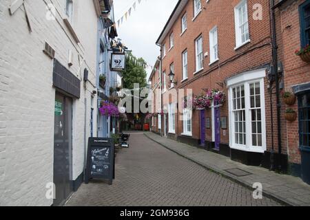 Viste di Church Street e degli Oddfellows Arms a Wimborne, Dorset nel Regno Unito Foto Stock