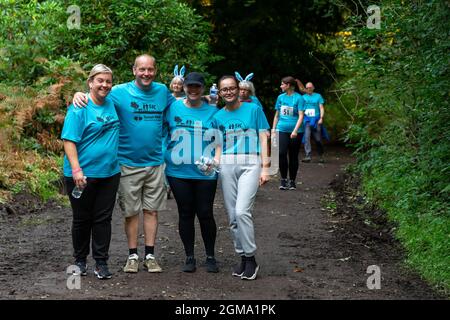 Arley Hall & Gardens-5k Sunset Walk per raccogliere soldi per San Rocco, l'ospedale locale per le persone a cui è stata diagnosticata una malattia che limita la vita Foto Stock