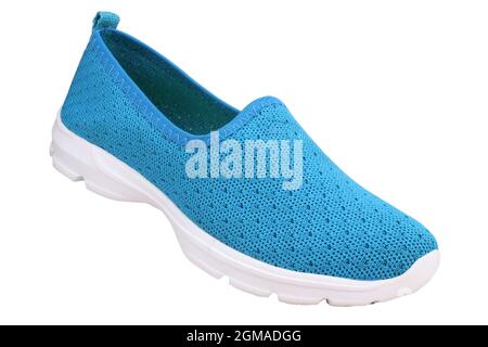 scarpe sportive blu slip-on isolate su sfondo bianco, scarpe senza pizzo Foto Stock