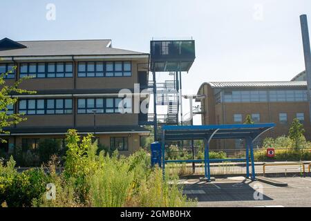 Staines, Surrey, Regno Unito. 8 Settembre 2021. L'ex sede del gas britannico a Staines è stata chiusa in modo permanente. Credit: Maureen McLean/Alamy Foto Stock