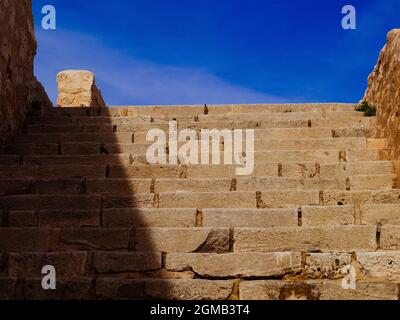 Scalinata della Fortezza di Borj El-Kebir Ottomano, Mahdia, Tunisia Foto Stock