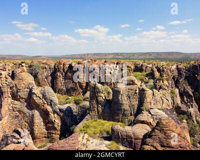 Vista aerea delle formazioni rocciose, Western Lost City, Limmen National Park, Northern Territory, Australia Foto Stock