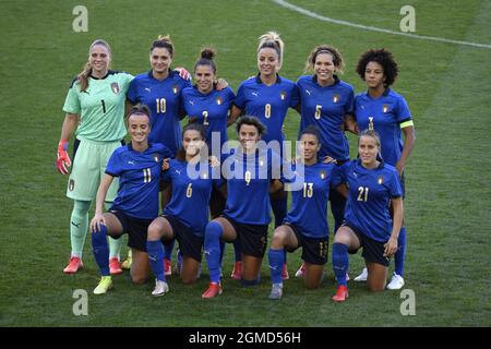 Trieste, Italia. 17 settembre 2021. Squadra (Italia Donne) durante la gara FIFA 'Womens World Cup 2023 qualificing round' tra Italia Donne 3-0 Moldavia Donne al Nereo Rocco Stadium il 17 settembre 2021 a Trieste, Italia. Credit: Maurizio Borsari/AFLO/Alamy Live News Credit: AFLO Co. Ltd./Alamy Live News Foto Stock