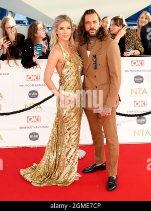 Cici Coleman e Pete Wicks che hanno partecipato ai National Television Awards 2021 tenutisi alla O2 Arena di Londra. Data foto: Giovedì 9 settembre 2021. Foto Stock