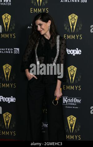 Kathryn Hahn arriva alla Emmys Performers Nominee Celebration a Los Angeles, California, il 17 settembre 2021. (Foto di Conor Duffy/Sipa USA) Foto Stock