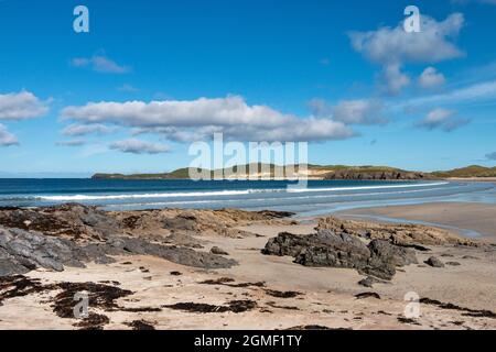 BALNAKEIL BEACH DURNESS SUTHERLAND SCOTLAND IL MARE UN CIELO BLU E SPIAGGIA DI SABBIA A FINE ESTATE Foto Stock