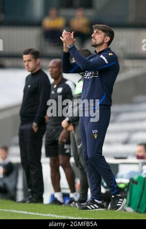 LONDRA, REGNO UNITO. 18 SETTEMBRE Veljko Paunovic di lettura gesti durante la partita Sky Bet Championship tra Fulham e Reading a Craven Cottage, Londra sabato 18 settembre 2021. (Credit: Federico Maranesi | MI News) Credit: MI News & Sport /Alamy Live News Foto Stock