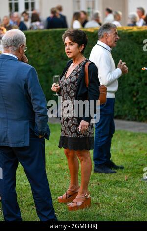 Judith Waintraub, giornalista francese per "le Figaro" durante l'inaugurazione di un nuovo teatro (o teatro) nella regione di Bry-sur-Marne, Valle della Marna, Ile-de-France, nei pressi di Parigi, Francia, Il 17 settembre 2021. Foto di Victor Joly/ABACAPRESS.COM Foto Stock