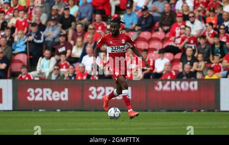 MIDDLESBROUGH, REGNO UNITO. 18 SETTEMBRE. James Léa Siliki di Middlesbrough durante la partita del campionato Sky Bet tra Middlesbrough e Blackpool al Riverside Stadium di Middlesbrough sabato 18 settembre 2021. (Credit: Michael driver | MI News) Credit: MI News & Sport /Alamy Live News Foto Stock