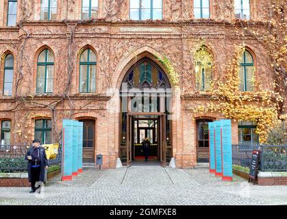 Berlino, Germania - 23 novembre 2017 Alexianer St. Hedwig-Krankenhaus è stato fondato nel 1846, rendendolo uno dei più antichi ospedali principali di Berlino Foto Stock