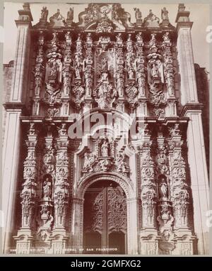 Facciata in stile barocco messicano o Churrigueresco della cappella del Sagrario della Cattedrale Metropolitana sul Zocalo in Messico Cityl, Old Mexico1898, Mayo & Weed fotografi Foto Stock