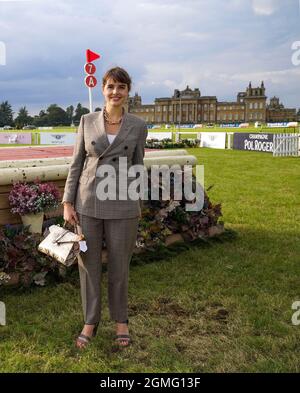 Oxford, UK, 18 Settembre, 2021, attrice Genevieve Gaunt al Blenheim Palace International Horse Trials portato a voi dal Jockey Club tenuto nei terreni del Blenheim Palace, nel villaggio di Woodstock vicino Oxford in Regno Unito tra il 16-19 Settembre 2021 Credit: Peter Nixon/Alamy Live News Foto Stock