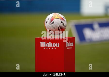 Palla ufficiale durante la partita la Liga tra Atletico de Madrid e Athletic Club Bilbao allo stadio Wanda Metropolitano di Madrid, Spagna. Foto Stock