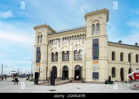 Oslo, Norvegia. Settembre 2021. Vista esterna del Nobel Peace Center nel centro della città Foto Stock