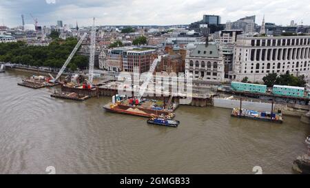 Londra progetto della via di corsa Blackfriars Bridge UK Agosto 2021 Foto Stock