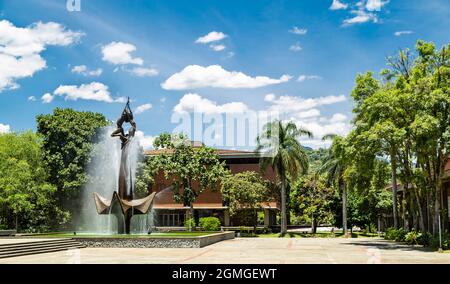 Medellin, Antioquia. Colombia - 17 settembre 2021 - Università di Antioquia. È la principale istituzione accademica di Antioquia e una delle migliori uni Foto Stock