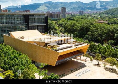 Medellin, Antioquia. Colombia - 17 settembre 2021 - il Parco dei desideri, uno spazio pubblico che offre una vasta gamma di attività culturali Foto Stock