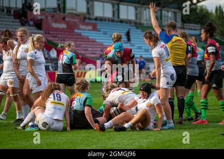 Londra, Regno Unito. 18 settembre 2021. Alice Sheffield (19 Harlequins Women) prova durante la partita Allianz Premier 15s tra Harlequins Women e Exeter Chiefs Women a Twickenham Stoop, Londra, Inghilterra. Credit: SPP Sport Press Photo. /Alamy Live News Foto Stock